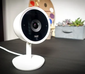 Nest Cam IQ intérieure : la plus intelligente et plus efficace de toutes les caméras ?